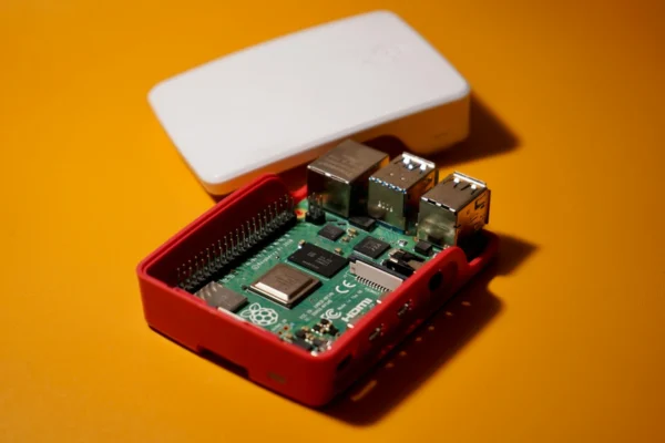 Gitea su Raspberry Pi: il tuo Git server privato, piccolo ma tutto tuo 🍓🧑‍💻